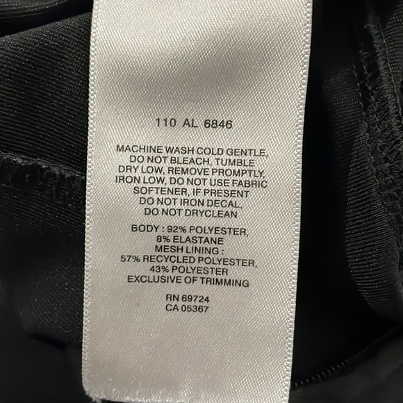 Columbia Sportswear Company Black Zip-Up - Picture 6 of 7